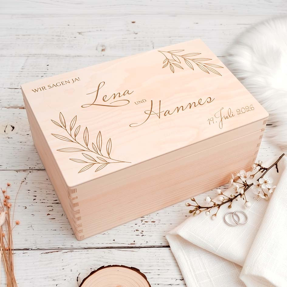 Hochzeitsbox aus Holz Herzensprojekt Manufaktur
